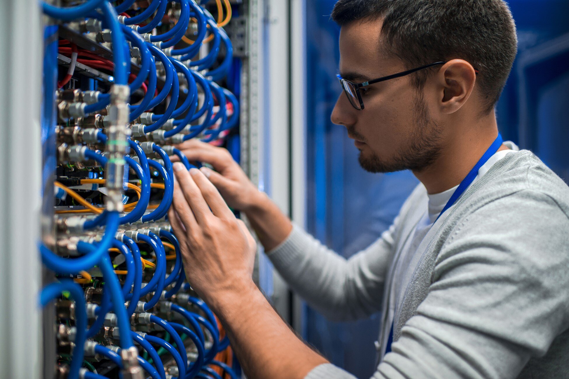 Unlocking Efficiency: The Power of IT Smart Hands in Remote Support