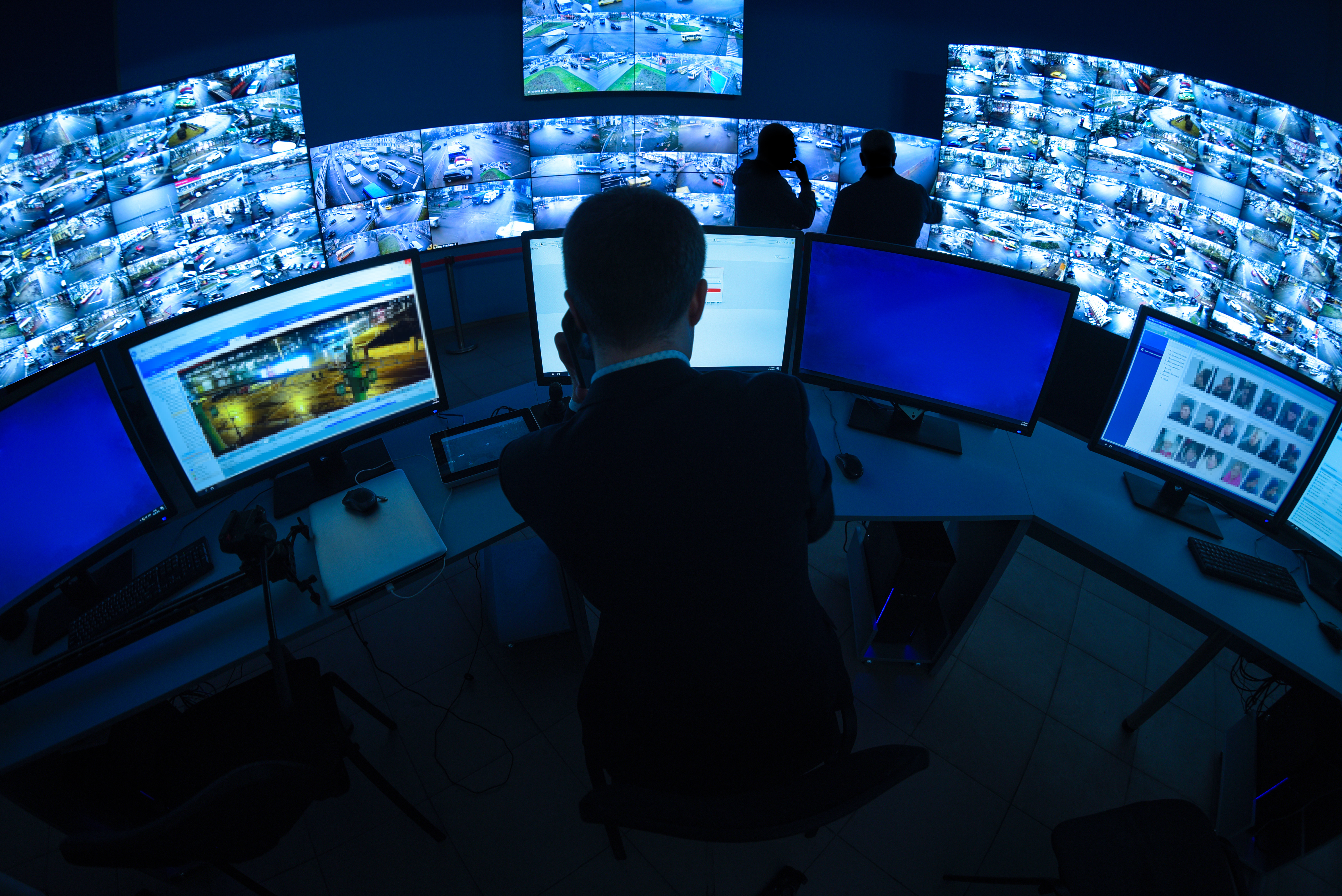 Physical Security Solutions for Businesses: How To Avoid Security Threats To Your Building and Organization