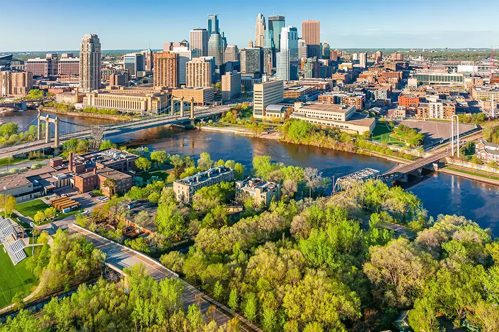 minneapolis-park-system-SpringSkylineNE2022_DJI_0455_CREDIT_LanePelovsky_CourtesyOfMeetMinneapolis copy